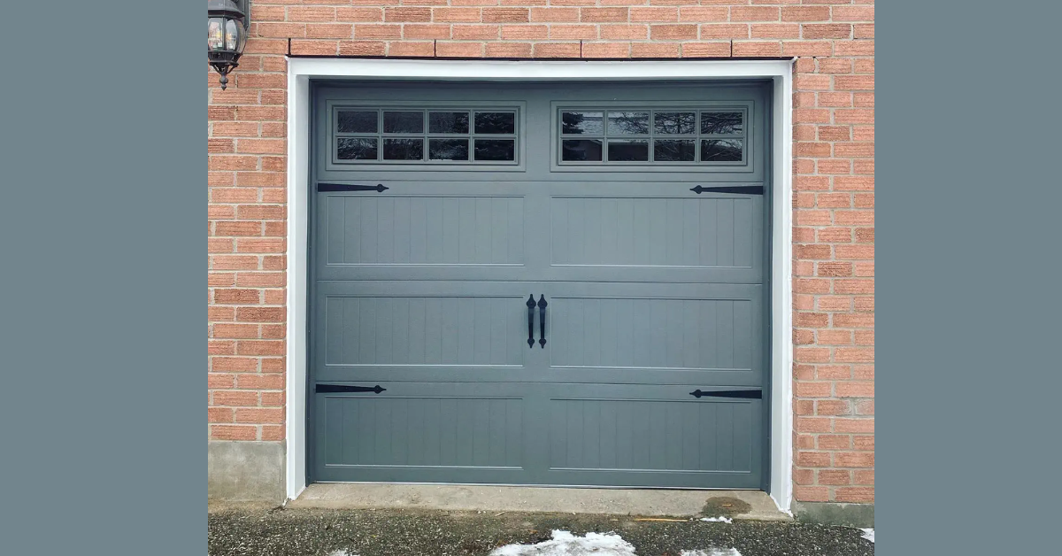 Garage Doors In Scarborough