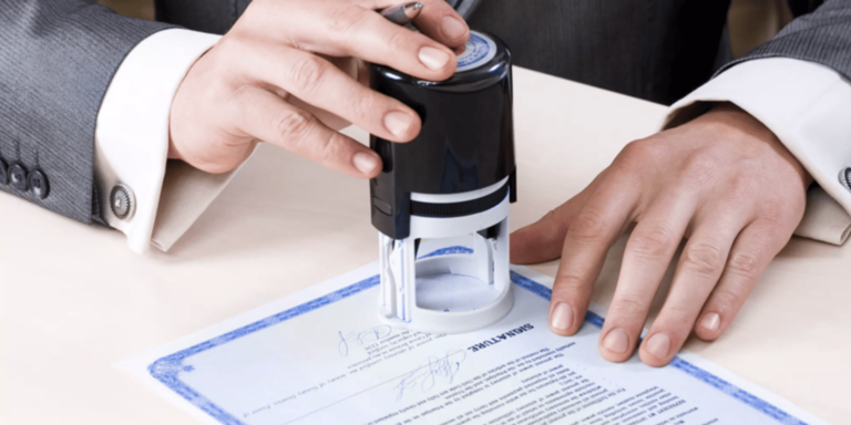 Airport Notary Services in New Hampshire: A Convenient Solution for Busy Travelers